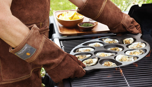 BOLVOUD Cast Iron Oyster Grill Pan, Roasted Shrimp Cast Iron Baked Oysters  Grilled Serving Pan, BBQ Grill Garlic Roasting Pan Oyster Plates for