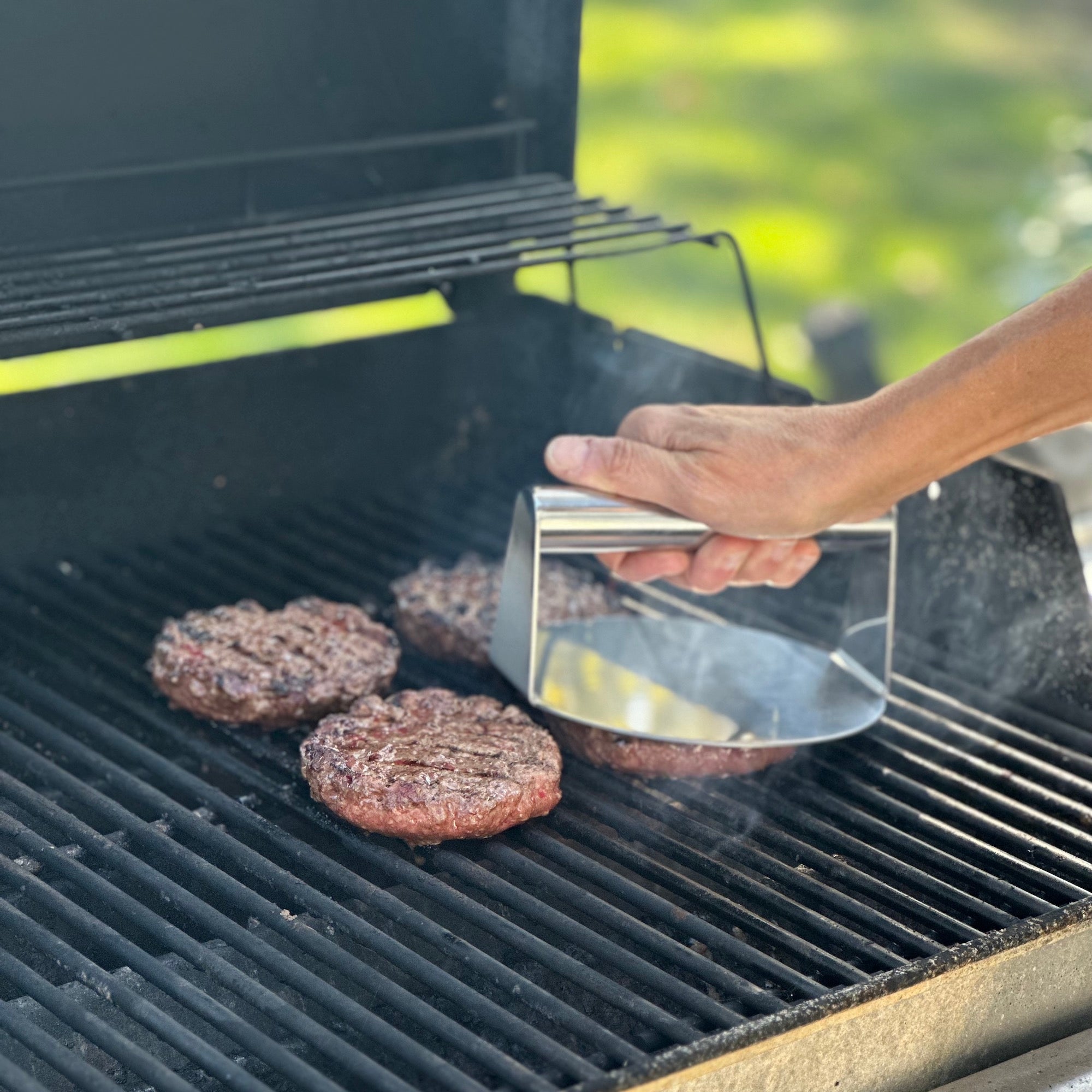 Smash Burger Press, 5.5 Inch Stainless Steel Round Burger Press, Professional Stainless Steel Burger Press, Grill Accessories For Flat Top Grill