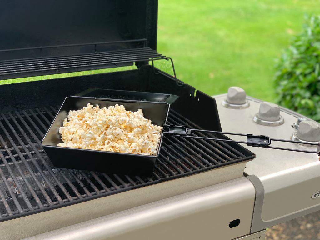 Outset Grill Pop, Non-Stick Popcorn Tray With Removable Handle